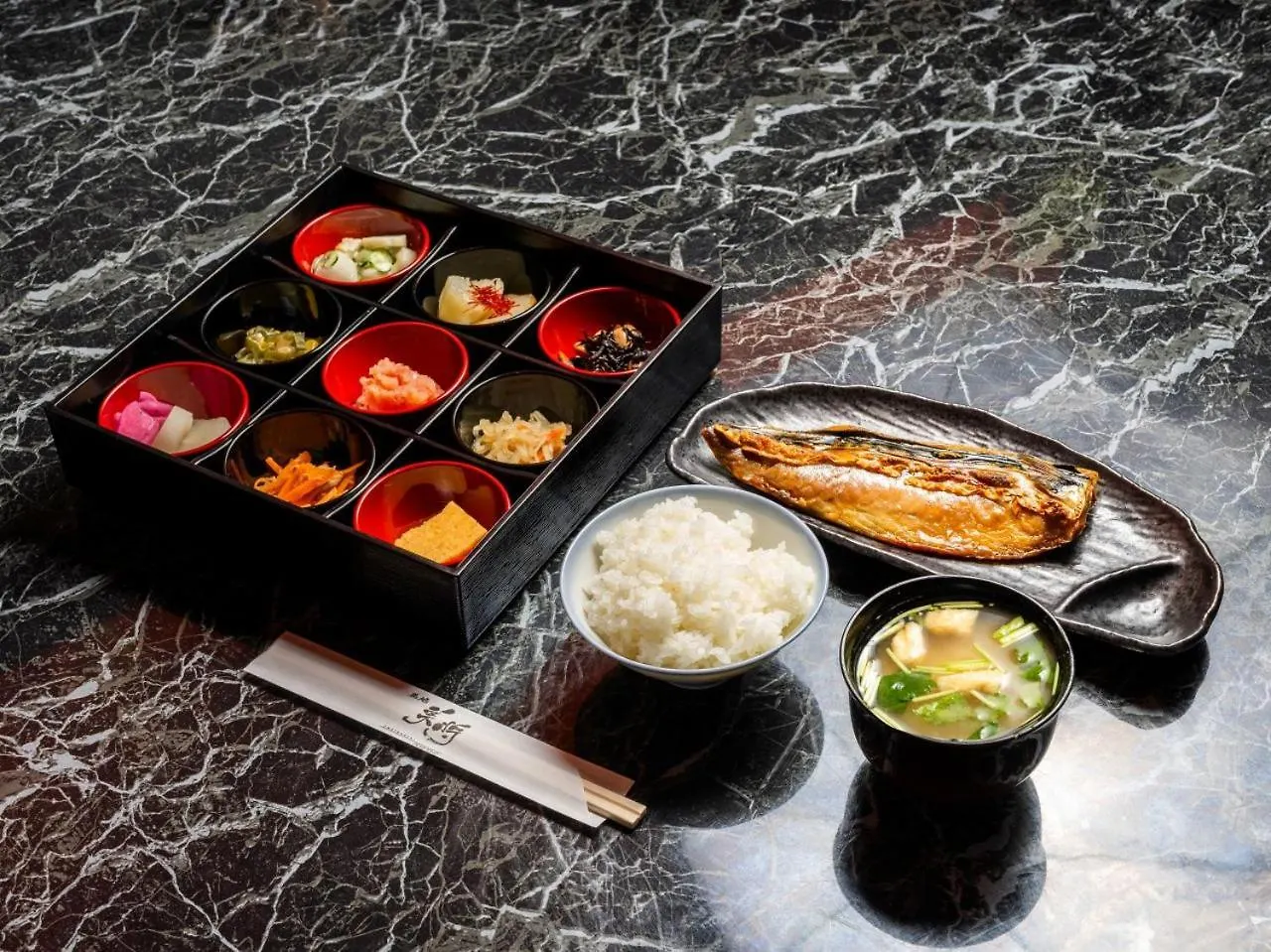Apa Hotel Tsukiji Ekiminami Tokio Japón